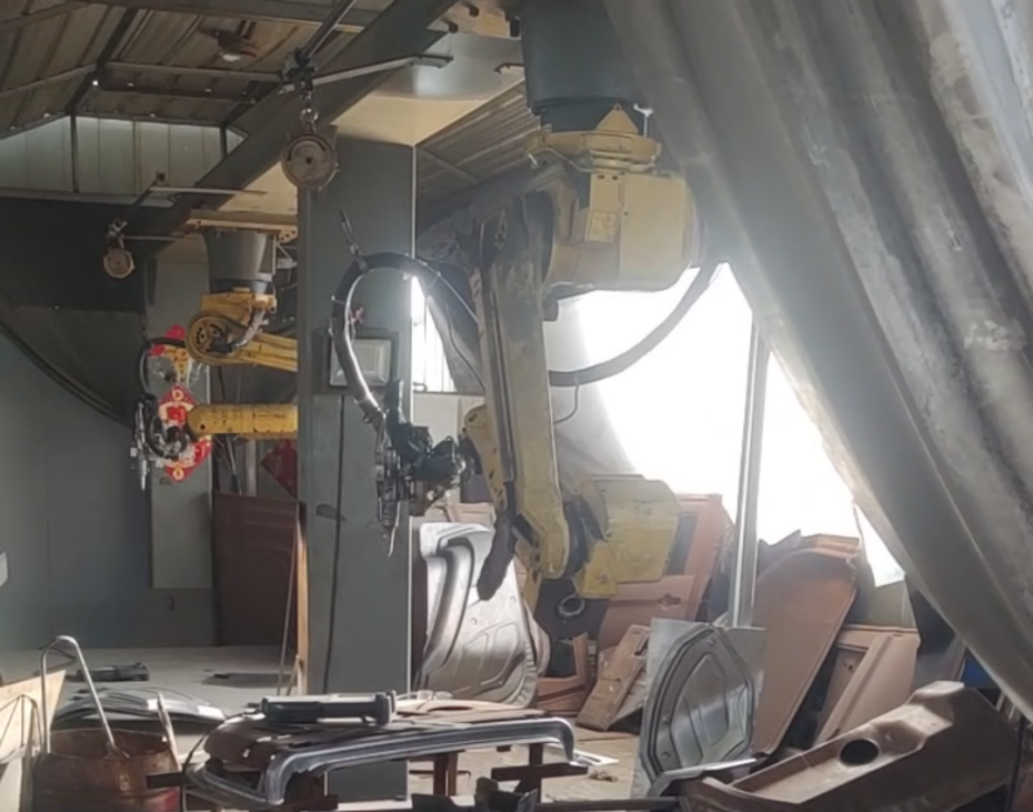 8年匠心守护｜机器人三维激光切割机售后回访