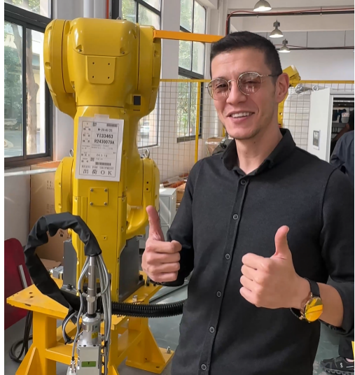 欢迎外国客户莅临斯塔克