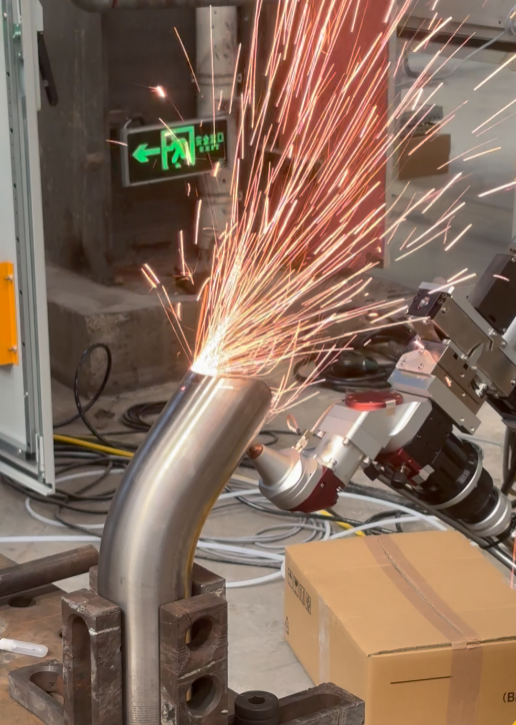 三维激光切割：驱动汽车管件加工技术