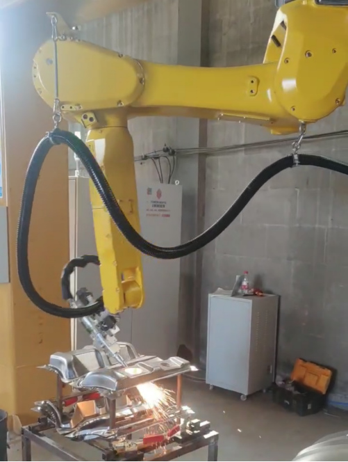 三维激光切割机器人