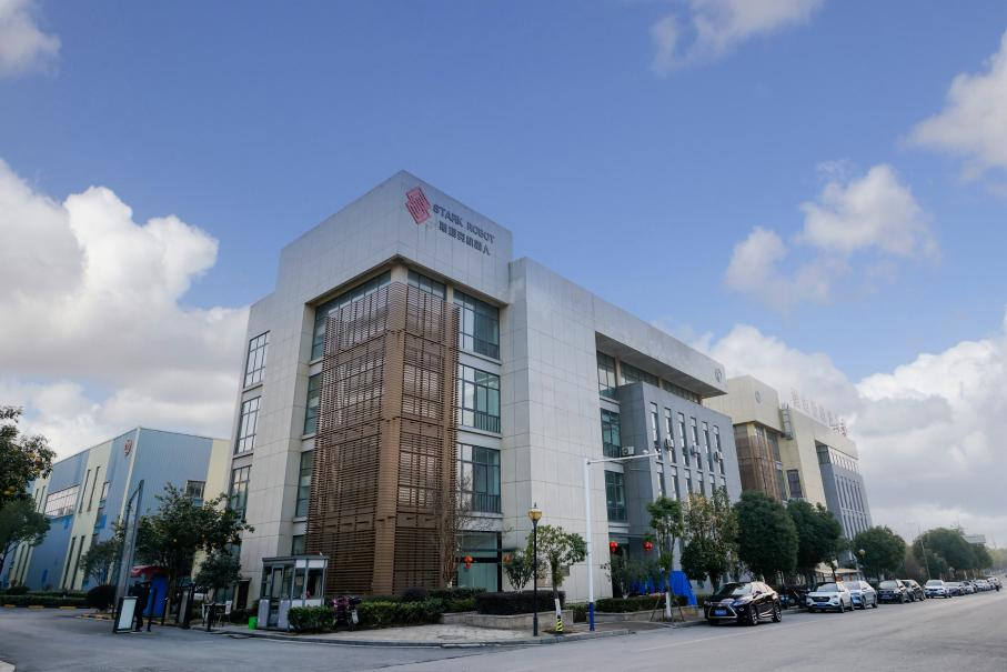 斯塔克机器人为更好交付全力以赴