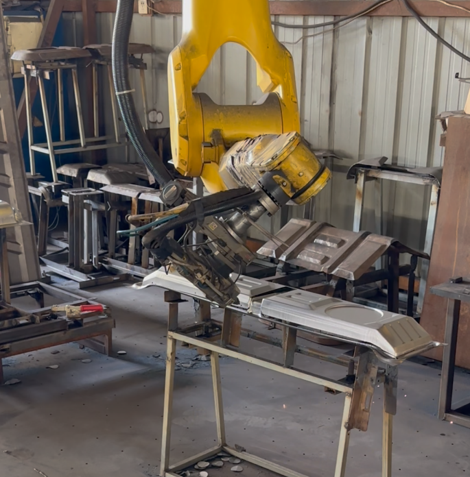 2026.3.23三维激光切割：赋能电动车前挡风钣金件加工