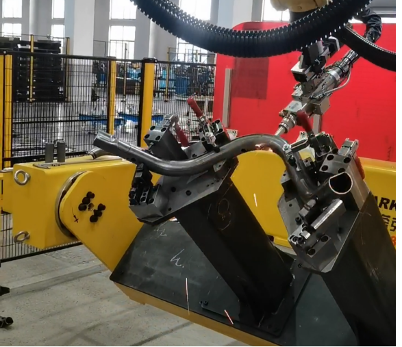 维激光切割赋能汽车底盘件智造 - 斯塔克机器人